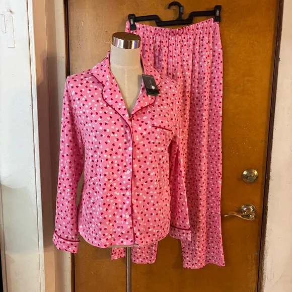 Kate Spade Valentines Day pajamas. New. Medium - Picture 1 of 6